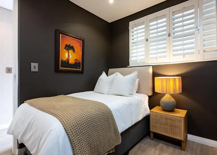 Luxurious Umhlanga Penthouse Beacon Rock 323 With Inverter