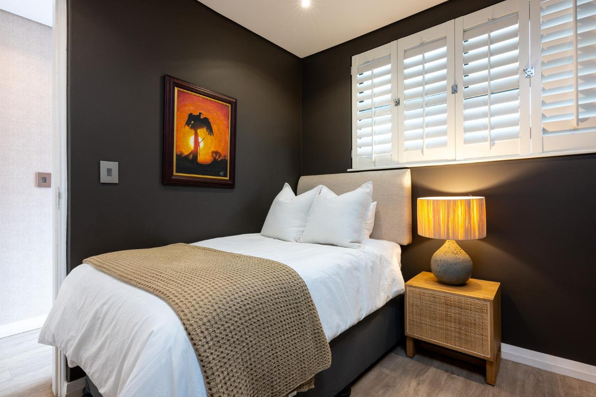 Luxurious Umhlanga Penthouse Beacon Rock 323 With Inverter Durban