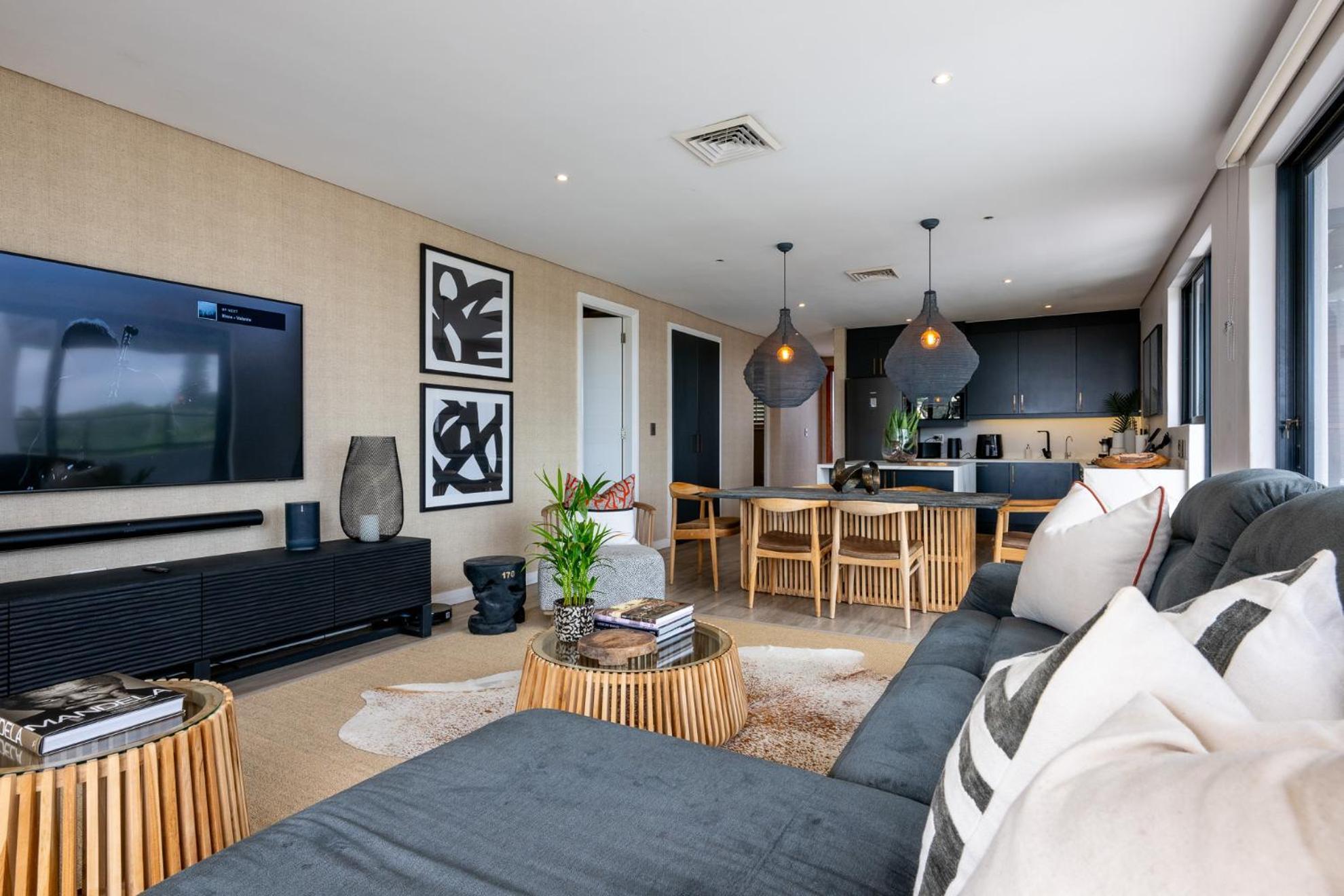 Apartment Luxurious Umhlanga Penthouse Beacon Rock 323 With Inverter *