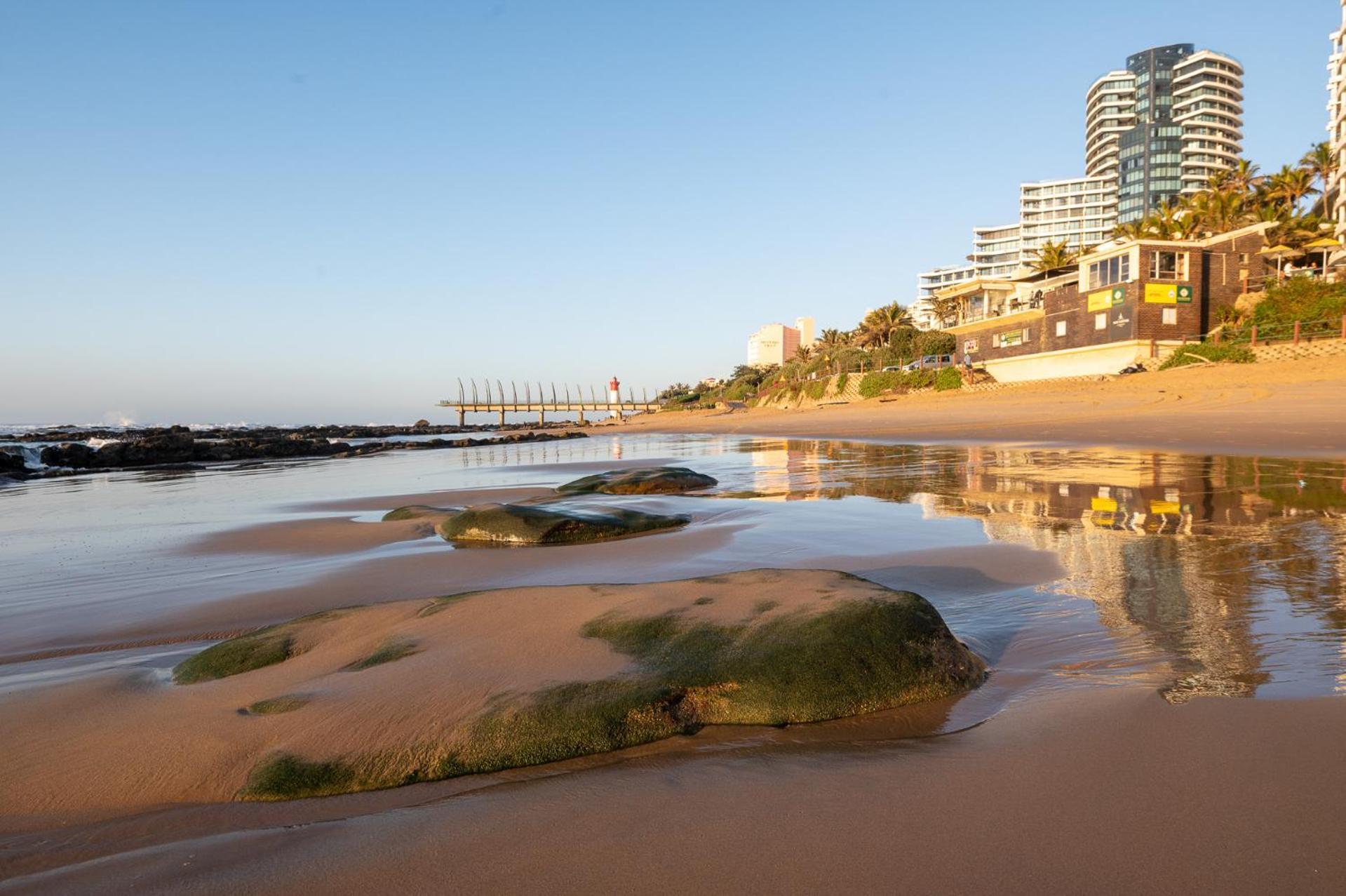 Luxurious Umhlanga Penthouse Beacon Rock 323 With Inverter Durban