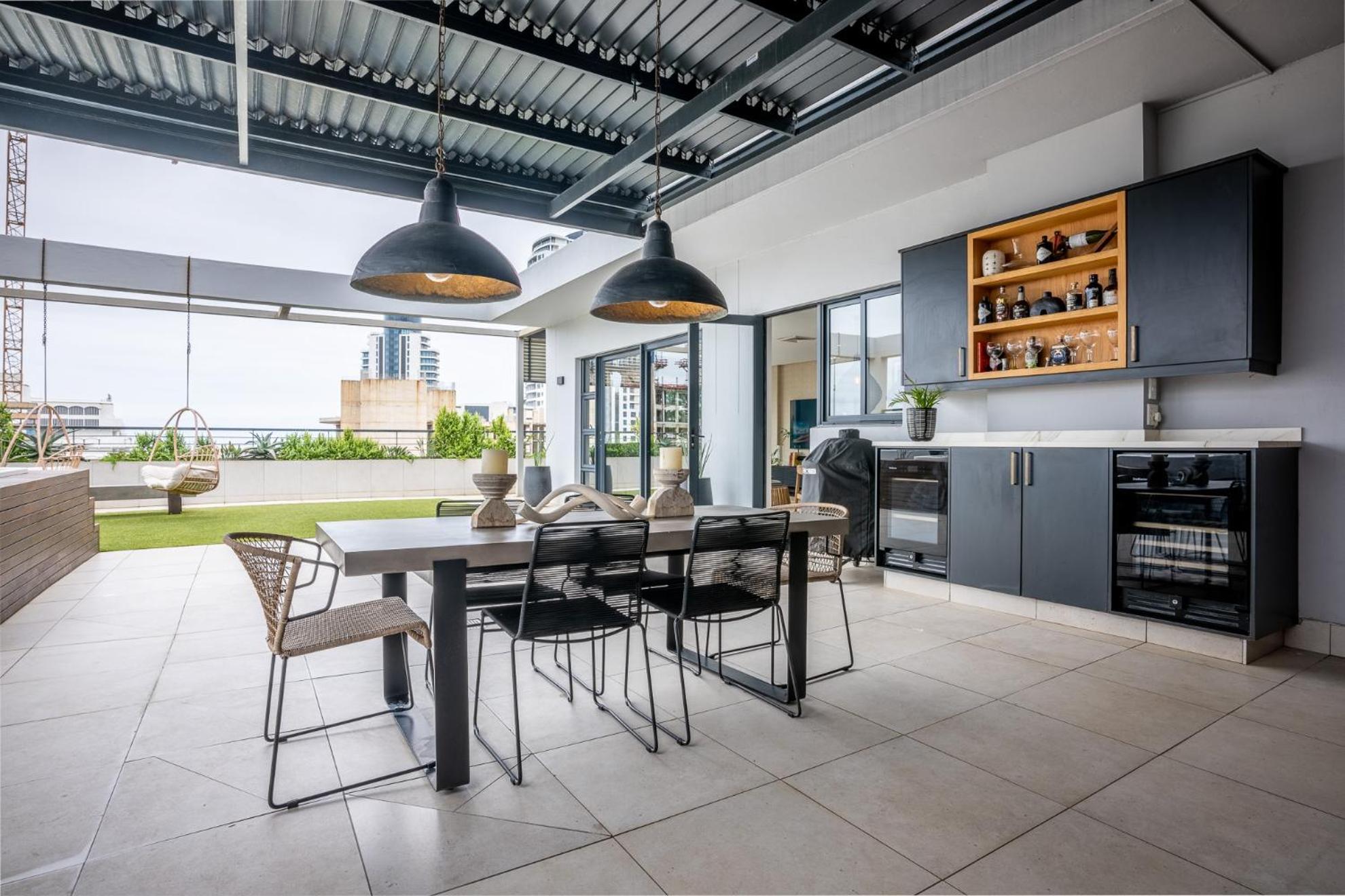 Luxurious Umhlanga Penthouse Beacon Rock 323 With Inverter