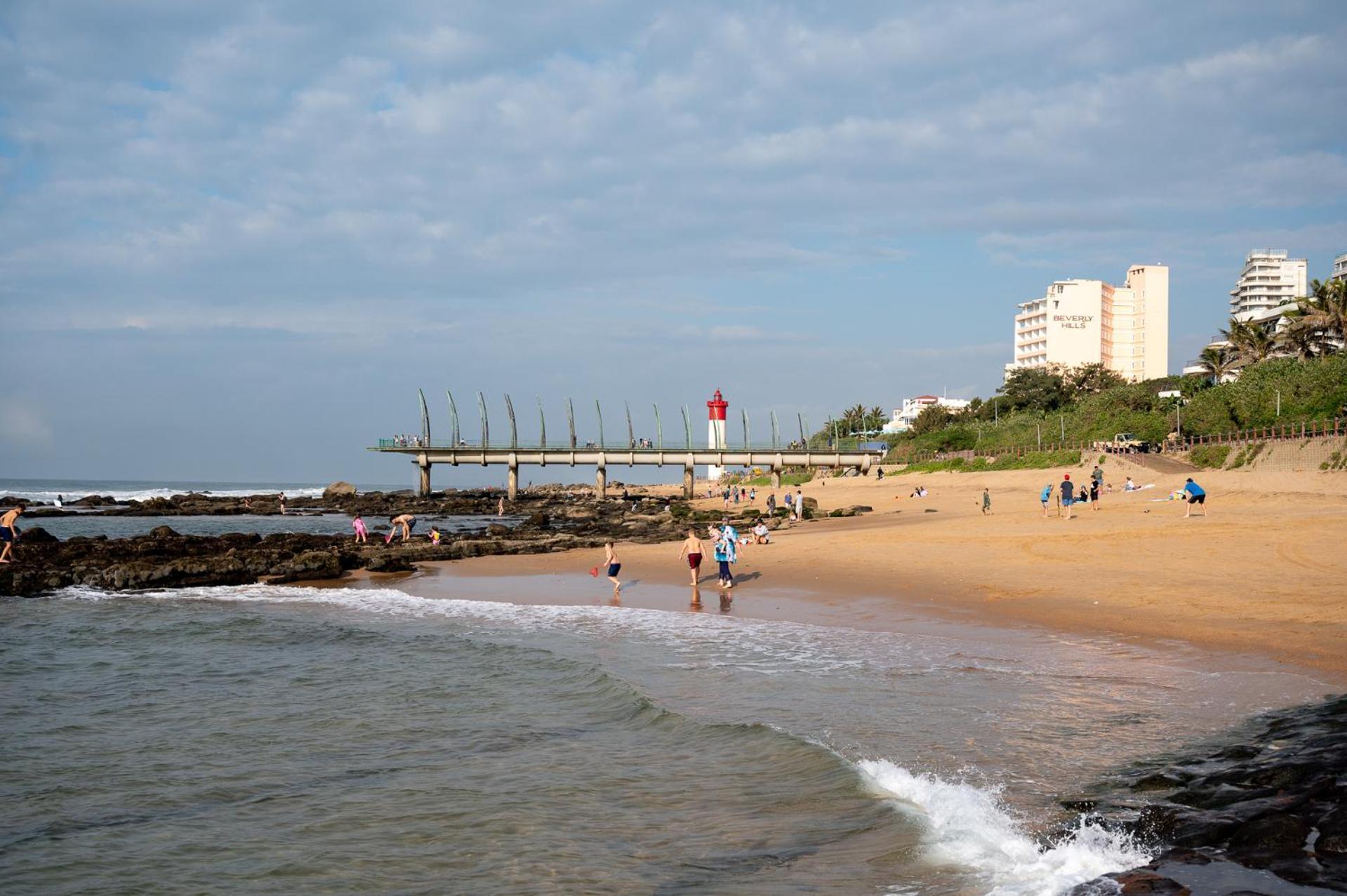 Luxurious Umhlanga Penthouse Beacon Rock 323 With Inverter Durban