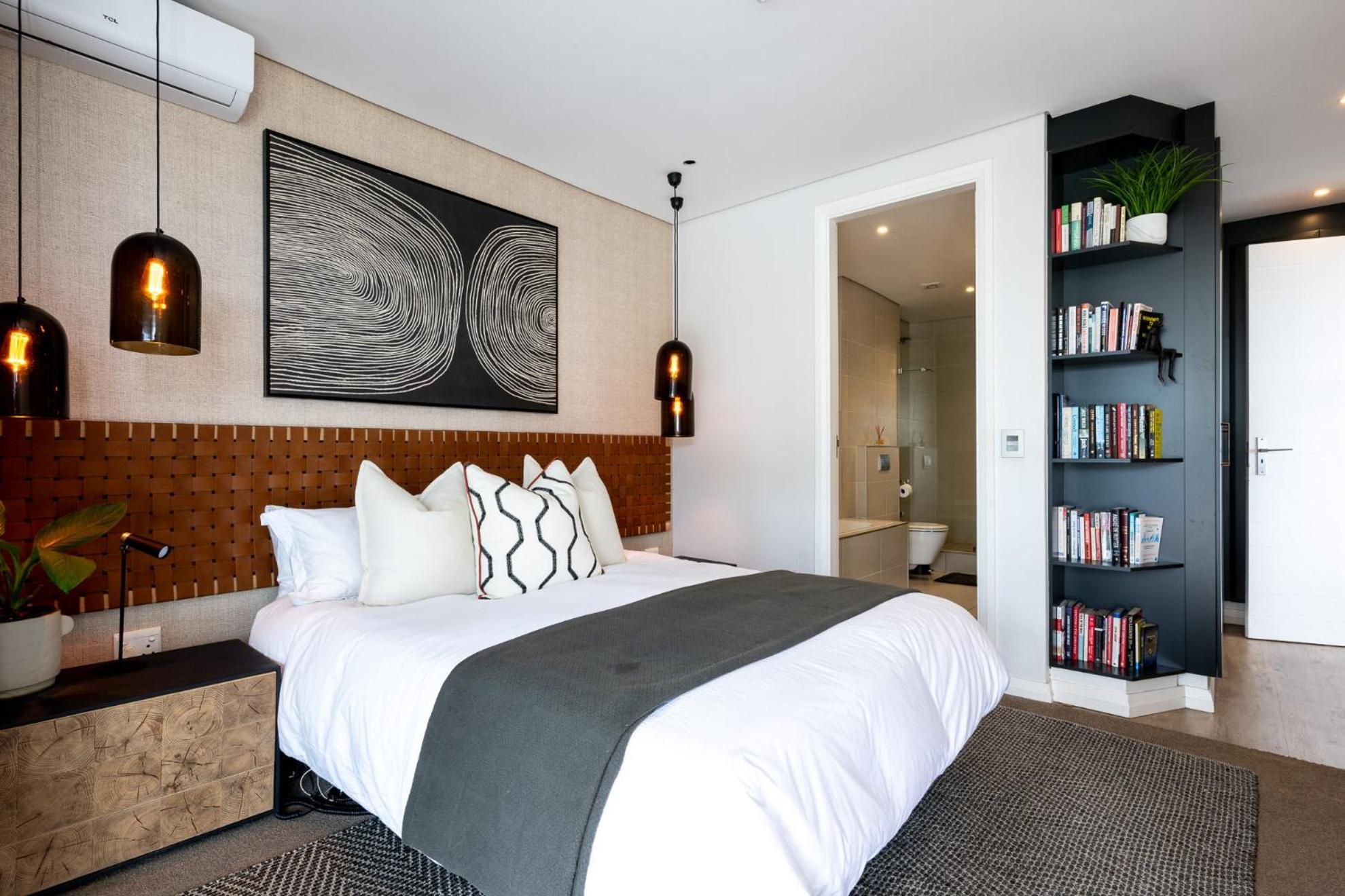Luxurious Umhlanga Penthouse Beacon Rock 323 With Inverter