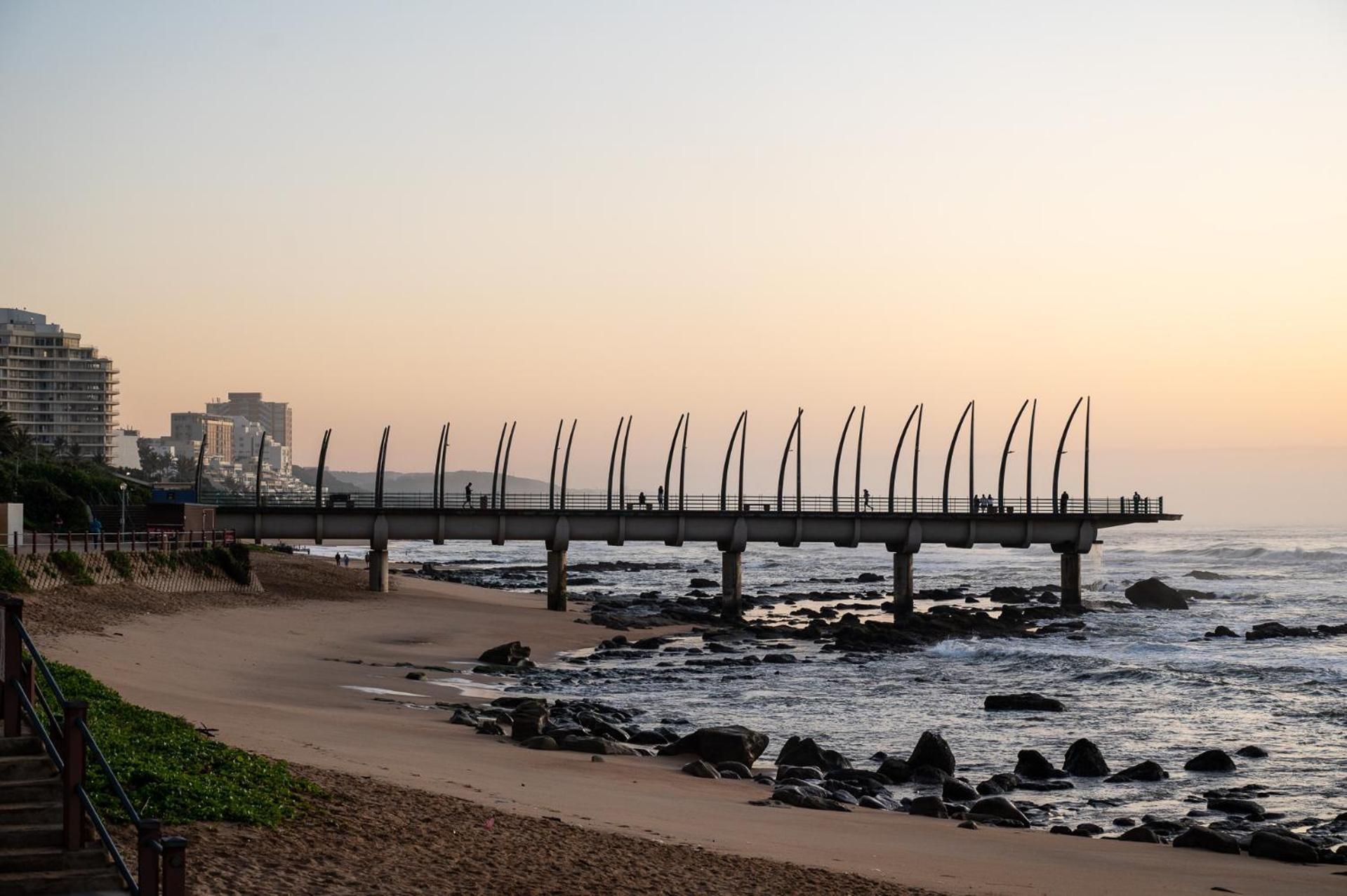 Apartment Luxurious Umhlanga Penthouse Beacon Rock 323 With Inverter Durban