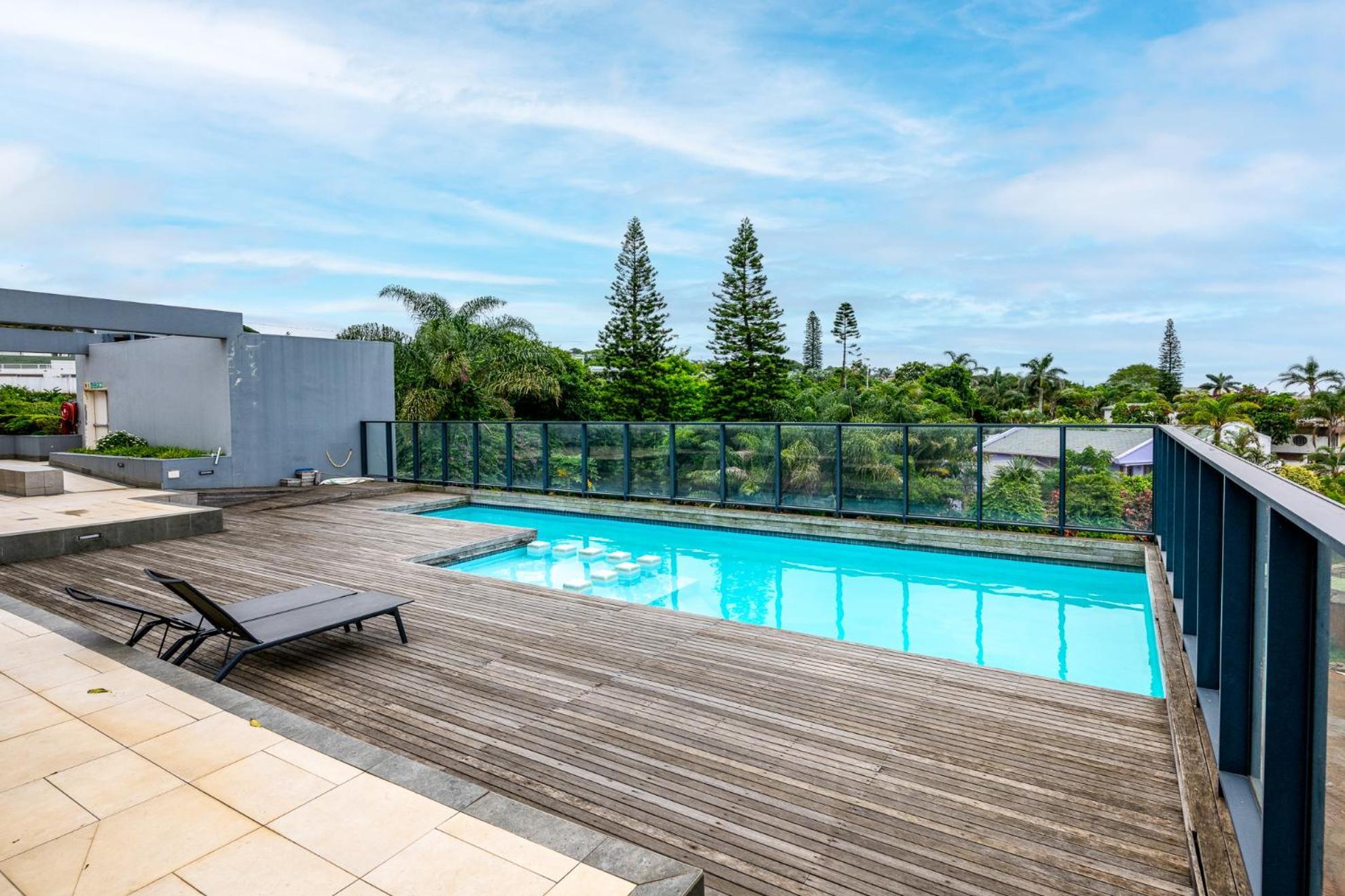 Luxurious Umhlanga Penthouse Beacon Rock 323 With Inverter