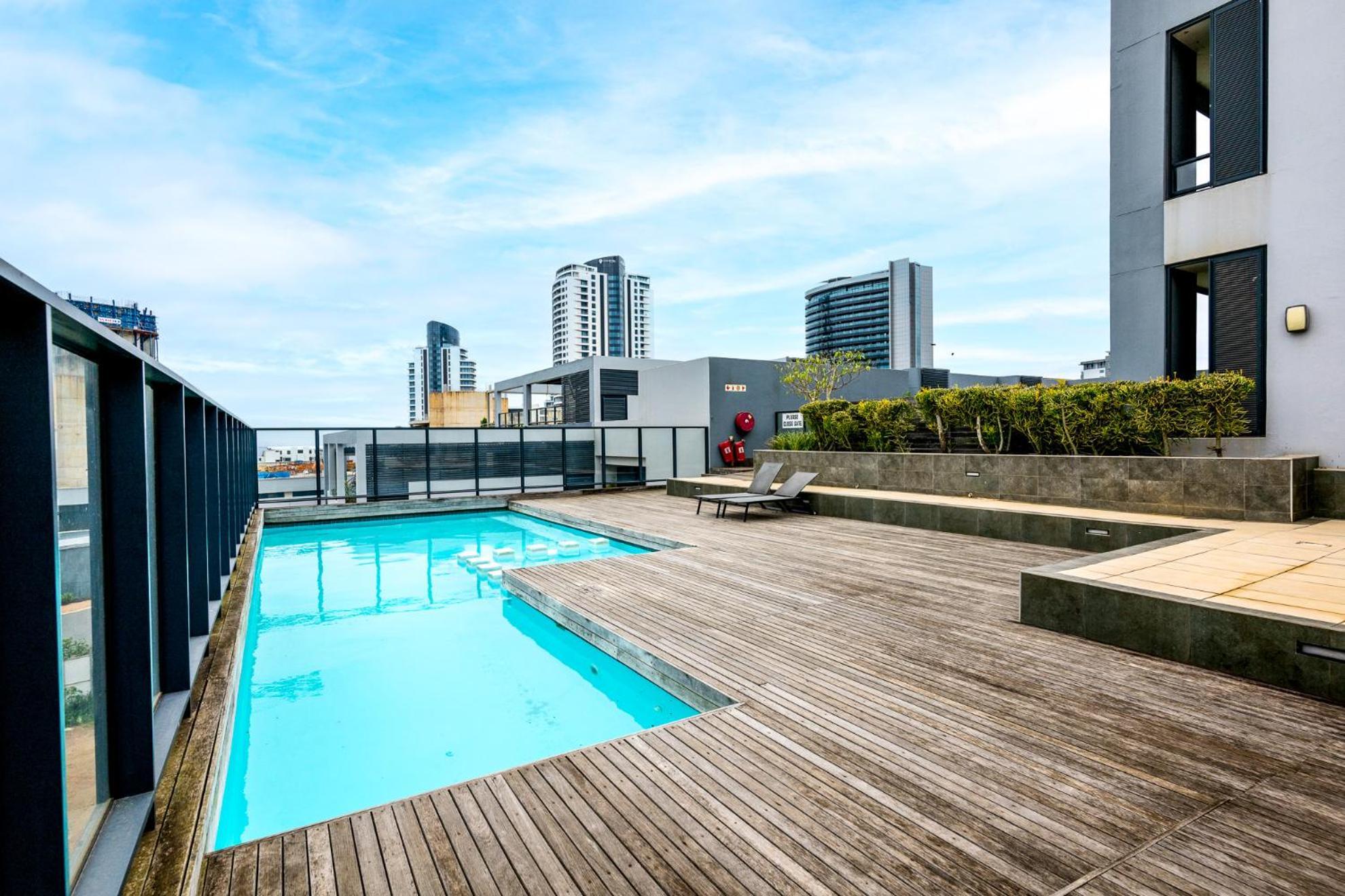 Luxurious Umhlanga Penthouse Beacon Rock 323 With Inverter Apartment *